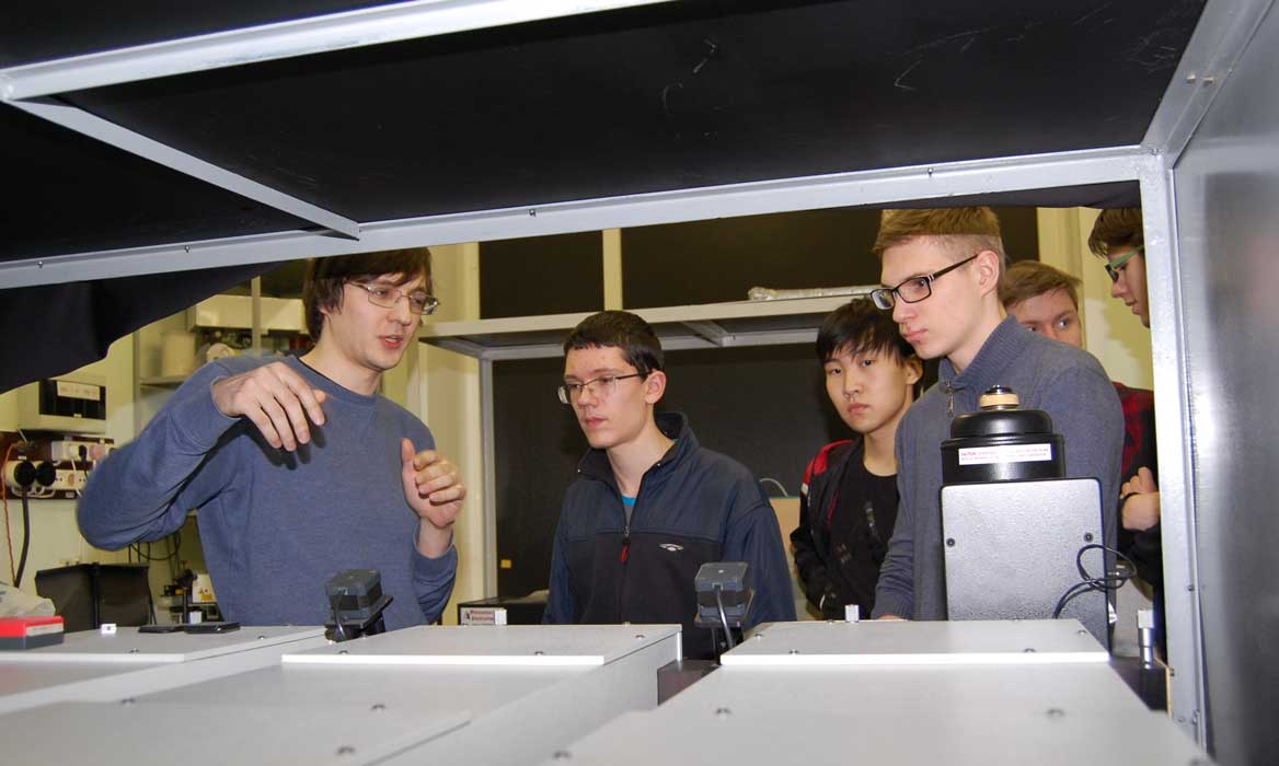 Лаборатория спектроскопии конденсированных сред 180207 lab spektr 1