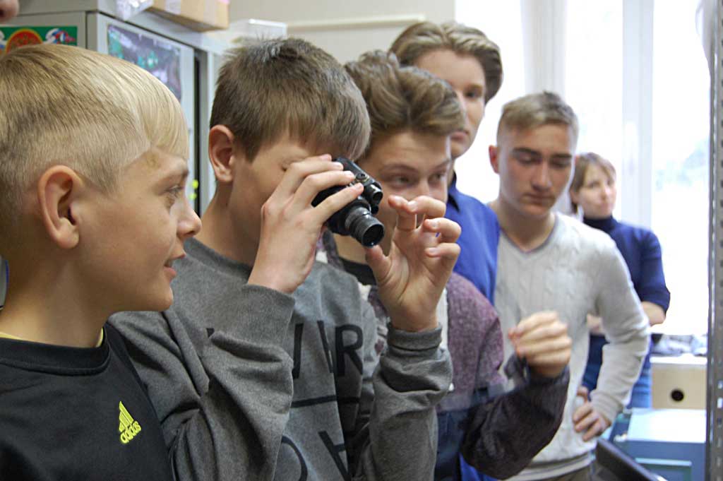 День открытых дверей в ИАиЭ СО РАН. Лаборатория волоконной оптики День открытых дверей в ИАиЭ СО РАН. Лаборатория волоконной оптики