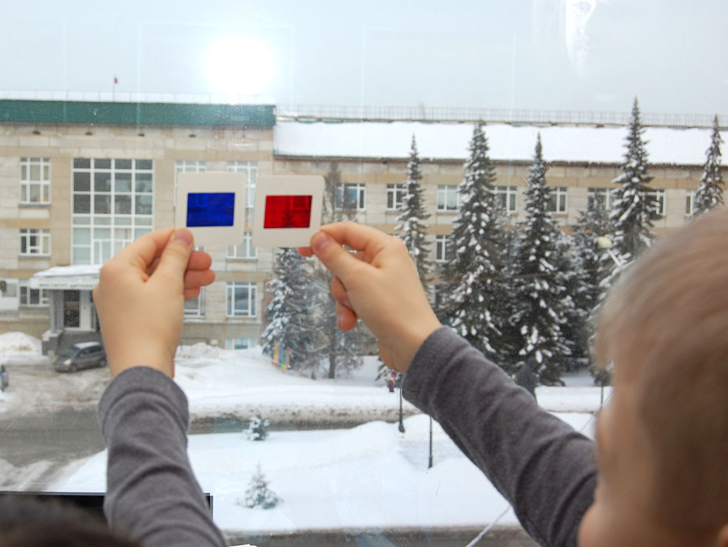 Дни науки в ИАиЭ СО РАН. Оптические опыты Дни науки в ИАиЭ СО РАН. Оптические опыты