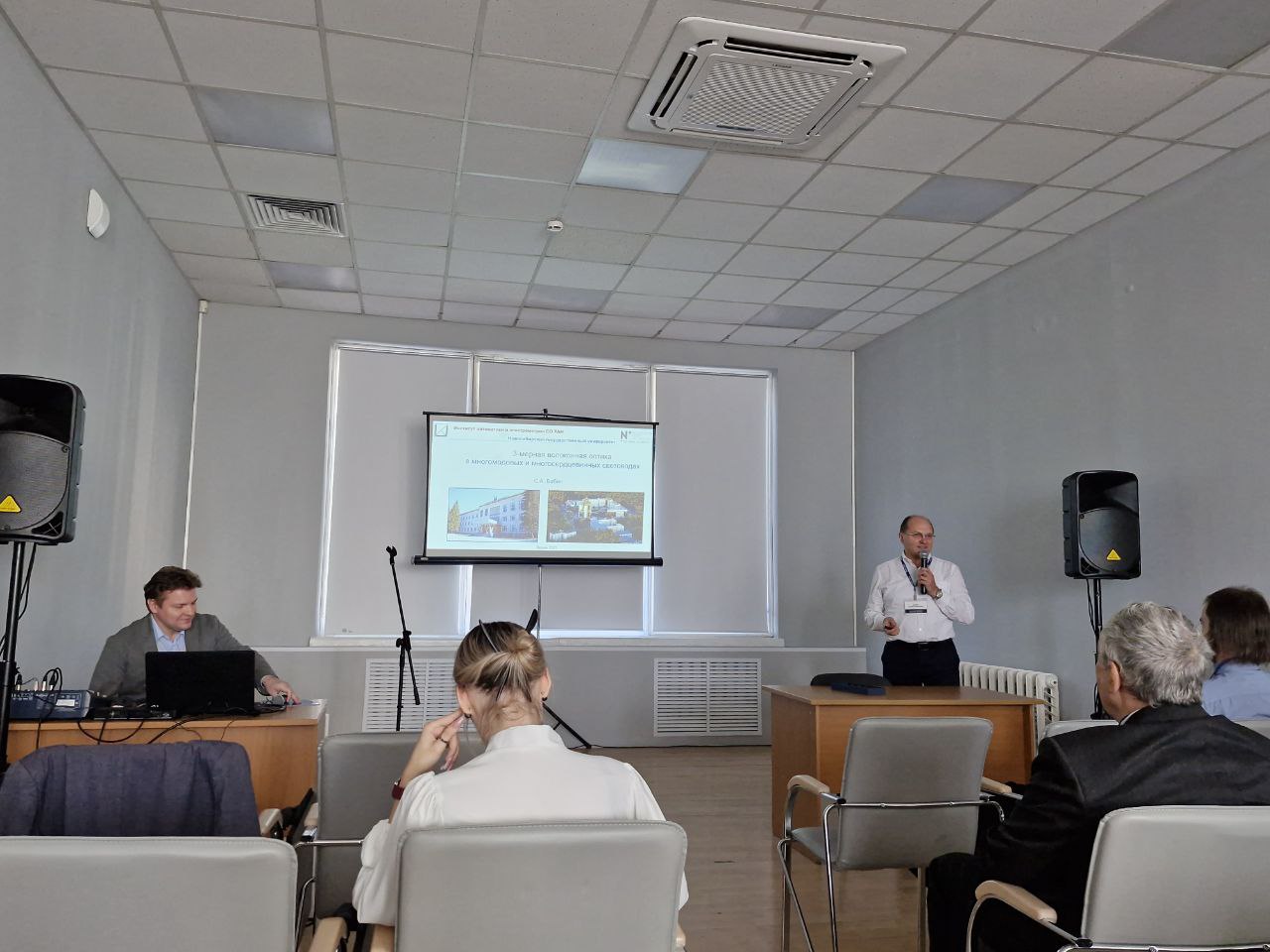 photo 5415820165754517012 y